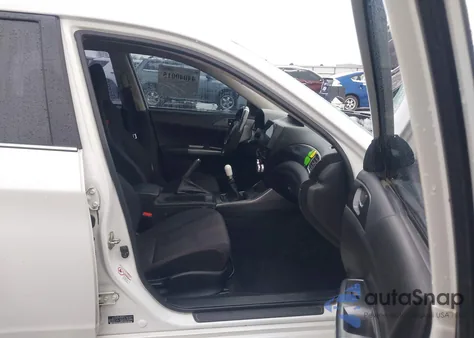 2013 Subaru Impreza Wrx z USA, uszkodzony, nr VIN JF1GV7E60DG009337